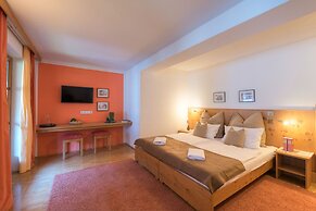 Chalet Murr by Skinetworks