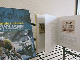La Maison Bleue