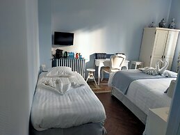 La Maison Bleue