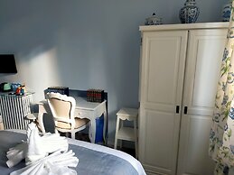 La Maison Bleue