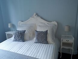 La Maison Bleue
