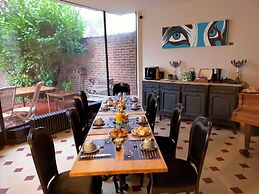 La Maison Bleue