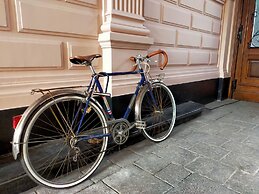 La Maison Bleue