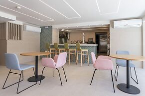 Halley Hotel & Apartments Affiliated by Meliá