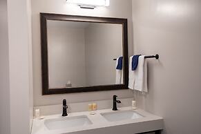 Corduroy Inn and Lodge, Trademark Collection by Wyndham