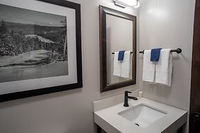 Corduroy Inn and Lodge, Trademark Collection by Wyndham