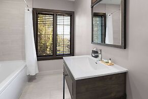 Corduroy Inn and Lodge, Trademark Collection by Wyndham