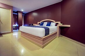 Capital O Hotel Diro, Monterrey