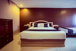 Capital O Hotel Diro, Monterrey