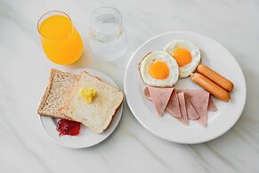 Sirin Hotel & Resident