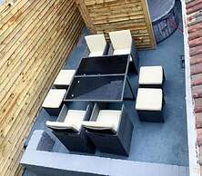 Albert Luxury Hottub and Jacuzzi Apartments