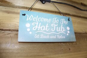 Albert Luxury Hottub and Jacuzzi Apartments