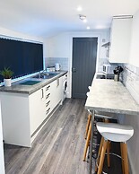 Albert Luxury Hottub and Jacuzzi Apartments