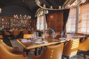 The Union Club Hotel at Purdue University, Autograph Collection