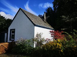 Claymires Bothy Cottage Nr Loch Lomond & Stirling