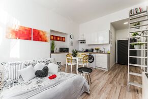 APT in Alb. nad Orlici by Michal&Friends
