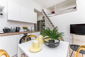 APT in Alb. nad Orlici by Michal&Friends