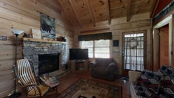 Karen's 2 Bedroom Cabin by RedAwning