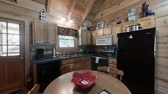 Karen's 2 Bedroom Cabin by RedAwning