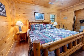 Karen's 2 Bedroom Cabin by RedAwning