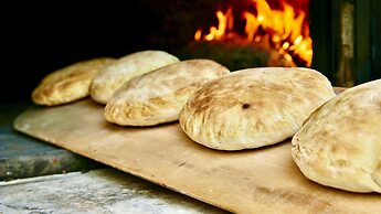 Dedehan Retreat Otel