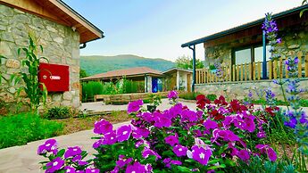 Dedehan Retreat Otel