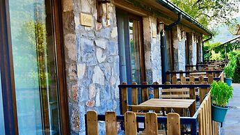 Dedehan Retreat Otel