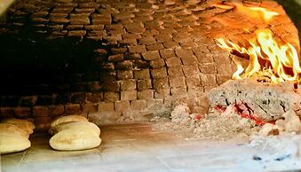 Dedehan Retreat Otel