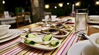 Dedehan Retreat Otel