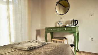 Dedehan Retreat Otel