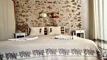 Dedehan Retreat Otel