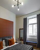 MN6 Luxury Suites by Adrez Living