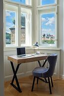 MN6 Luxury Suites by Adrez Living