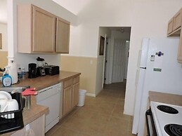 Ref C Luxury 4 Bed Villa on Gated Resort Near Disney