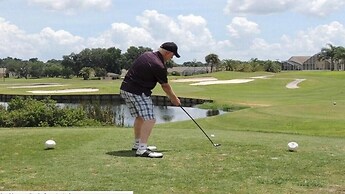 Ref 27 Modern 6 Bed Villa Lake and Golf View Private Pool