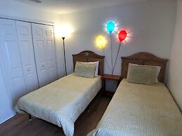 Ref 16 Stunning 4 Bed Villa on 5 Star Resort Near Disney