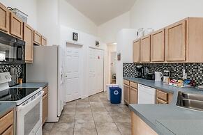 Ref 16 Stunning 4 Bed Villa on 5 Star Resort Near Disney