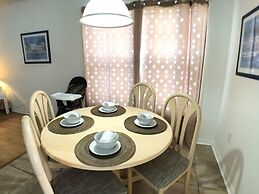 Ref 16 Stunning 4 Bed Villa on 5 Star Resort Near Disney