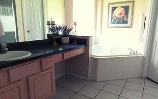 Ref 17 Beautiful 4 Bed Villa With own Poolspa Near Disney