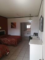 Kavia Meoqui Hotel & Suites