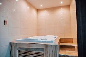 Kavia Meoqui Hotel & Suites