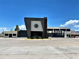 Kavia Meoqui Hotel & Suites