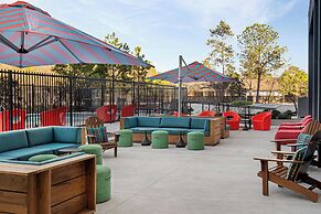 Aloft Houston Shenandoah