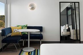 Aloft Houston Shenandoah