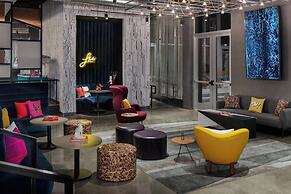 Aloft Houston Shenandoah