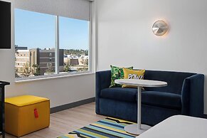 Aloft Houston Shenandoah