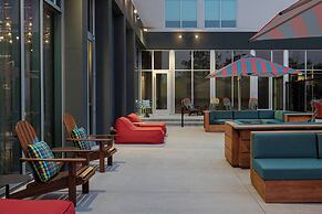 Aloft Houston Shenandoah