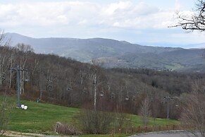 Sugar Ski & Country Club Unit 635 Silver