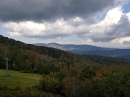 Sugar Ski & Country Club Unit 835 Silver