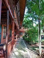 Namkhong Guesthouse & Resort